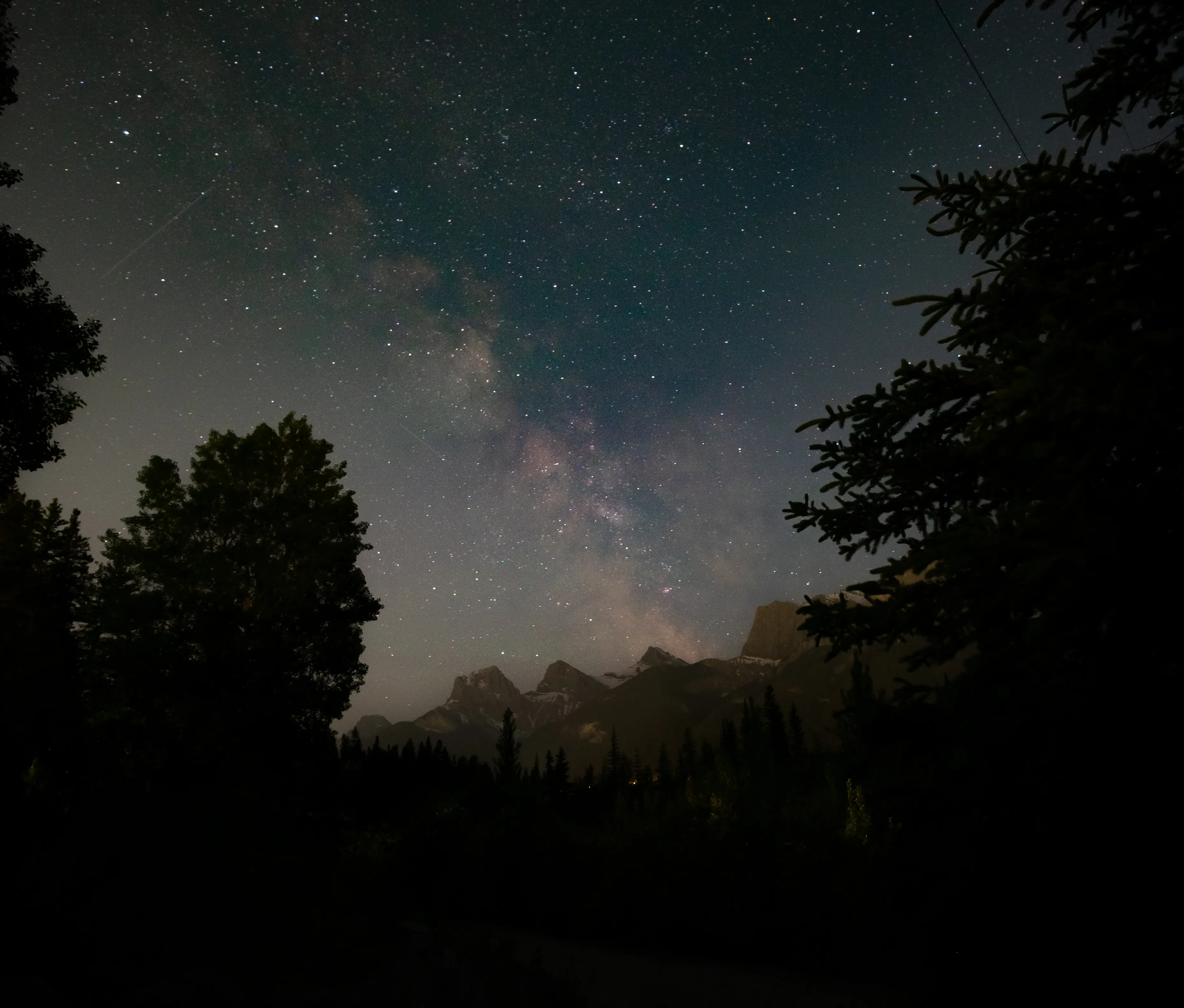 Three Sisters under the milkyway